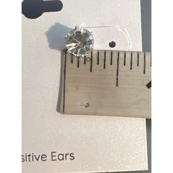 Lori's Gifts 3 Pair Silver Tone Earrings Hoops Studs Butterfly Rhinestone NEW - Picture 4 of 6